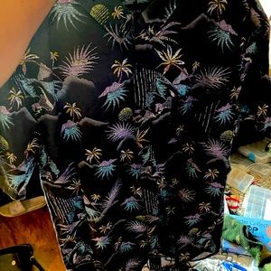 Men’s button up Hawaii vibes shirt